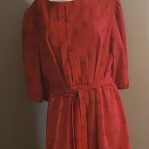 Auditions red size 12